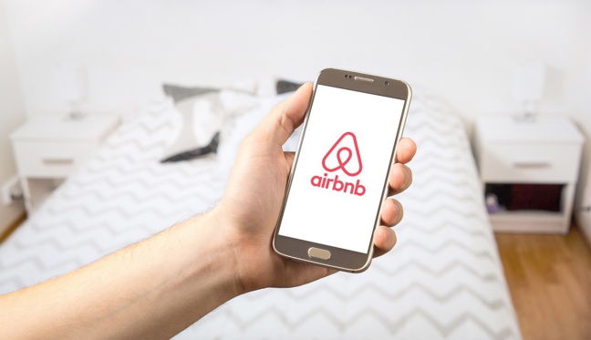 La ville de Paris assigne Airbnb en justice La ville de Paris assigne Airbnb en justice