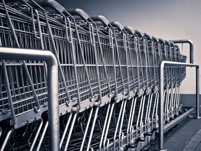Auchan cède la quasi-totalité de son réseau italien