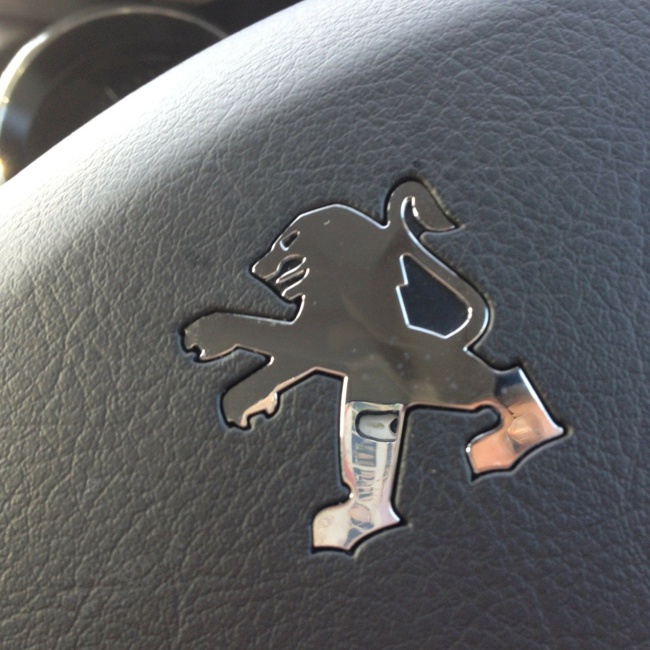 Stellantis : une prime de 3.000 euros pour les salariés français Stellantis : une prime de 3.000 euros pour les salariés français