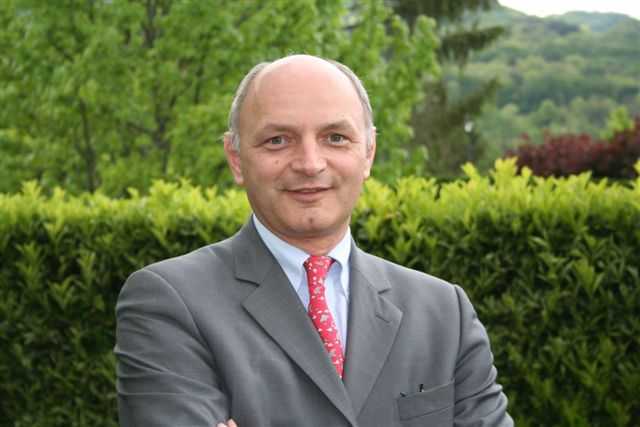 Cour des Comptes : un niveau d'endettement dangereux pour la France Cour des Comptes : un niveau d'endettement dangereux pour la France