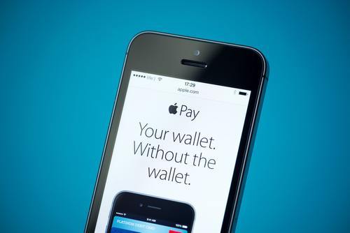 Apple Pay : premier succès pour le nouveau système de paiement d'Apple