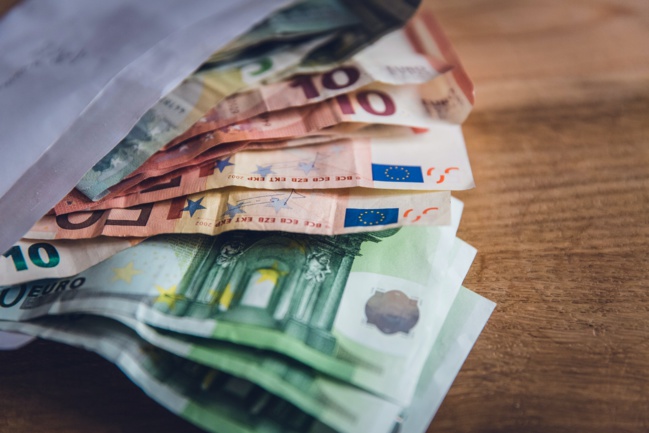 Les espèces restent le moyen de paiement le plus utilisé en France