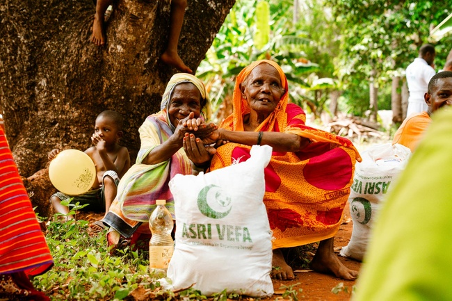 Aide publique au développement : les pays riches coupent les budgets