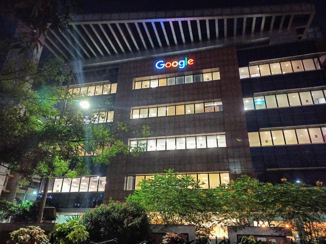 Google : le cloud flambe, les activités publicitaires déçoivent Google : le cloud flambe, les activités publicitaires déçoivent