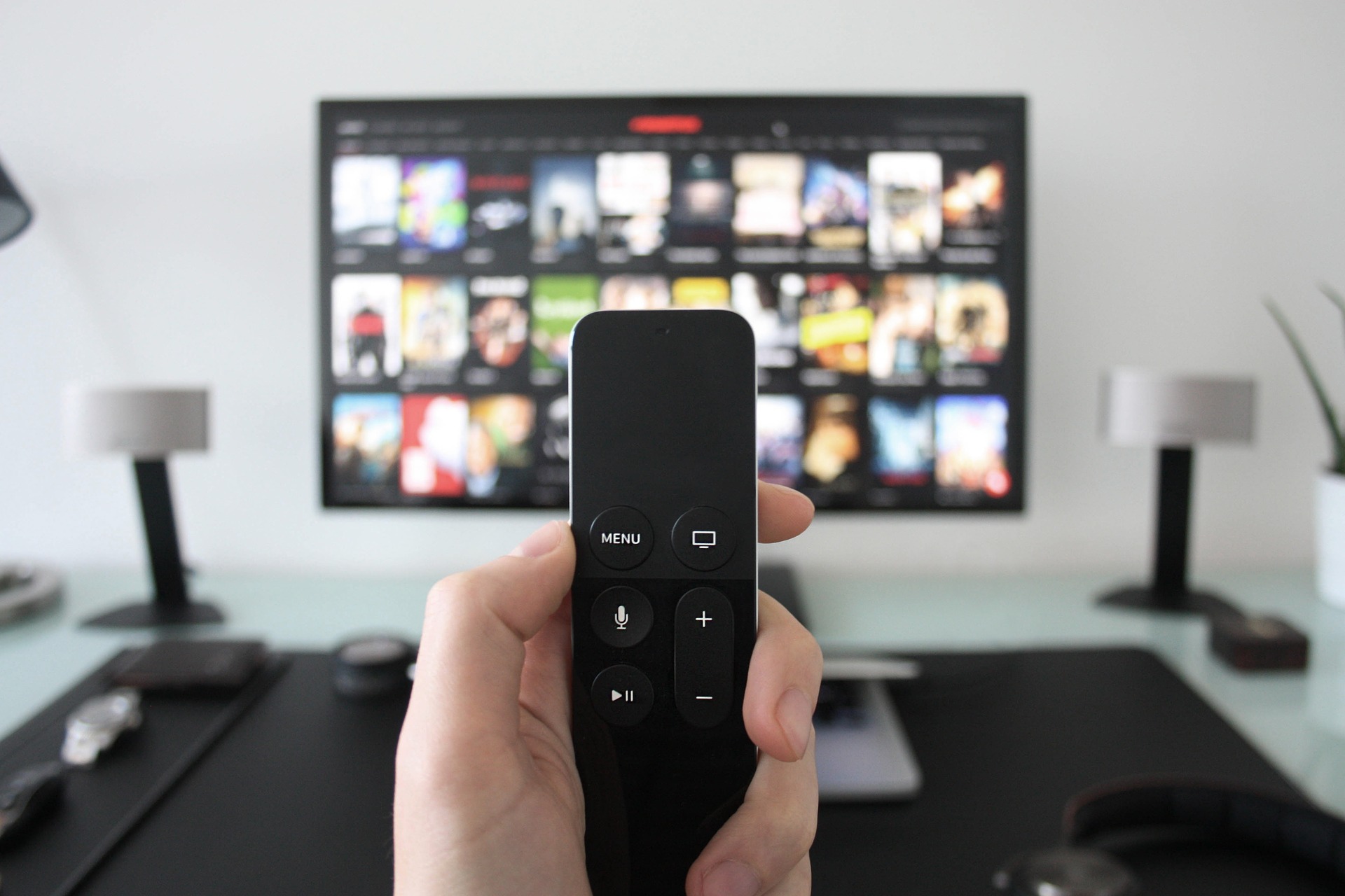 Audiovisuel public : une commission parlementaire préconise de nouvelles pistes