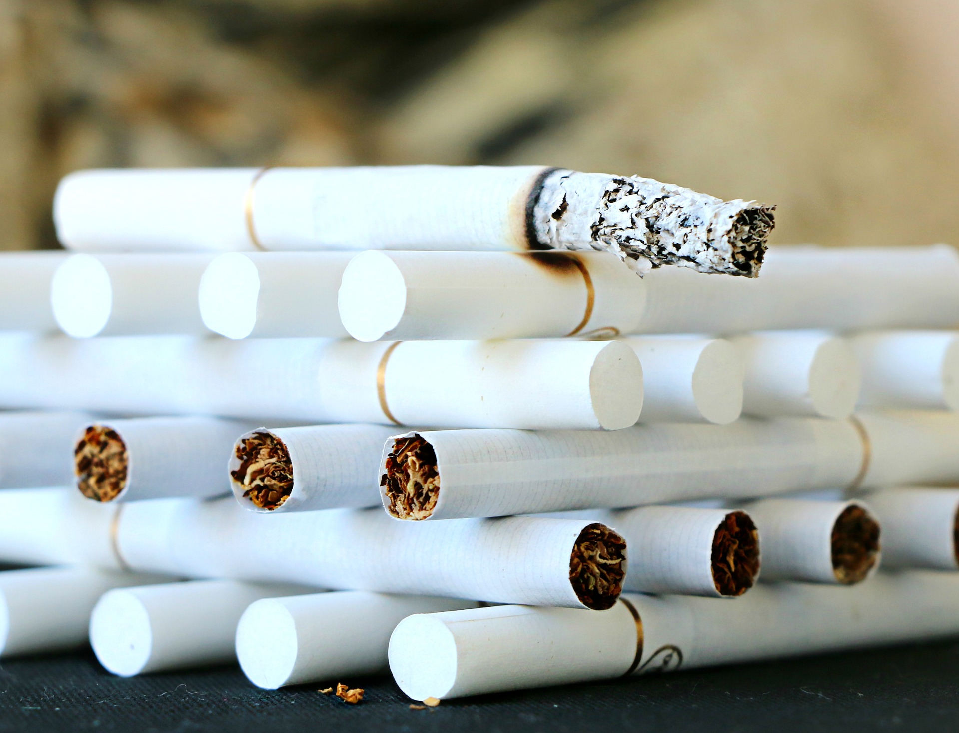 Tabac : 1,6 million de fumeurs quotidiens en moins depuis 2016 en France