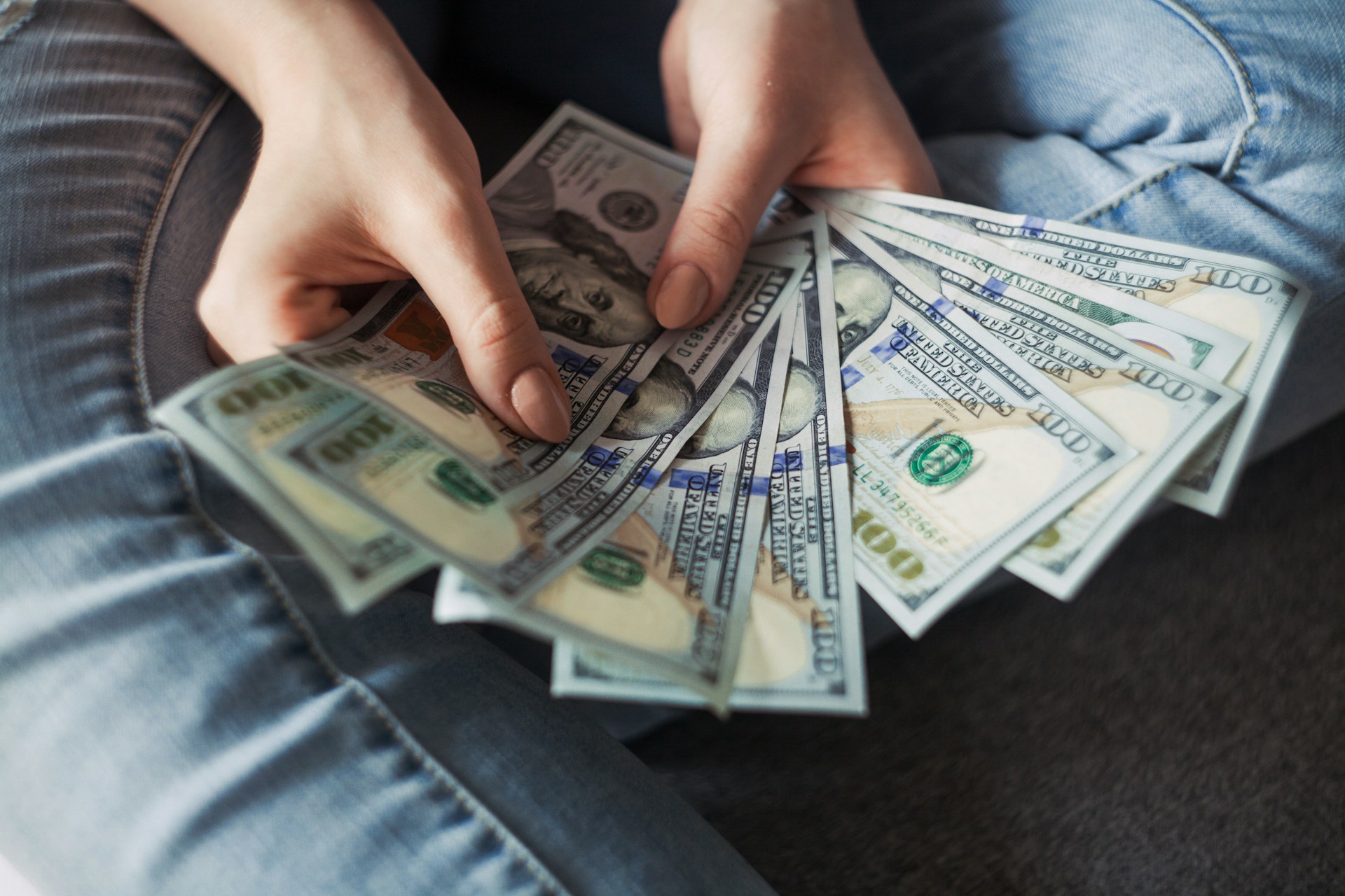 2024, année record pour les millionnaires — mais pour qui, vraiment ?