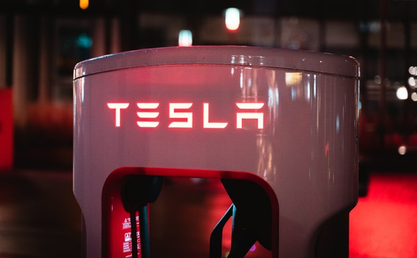Promesses d’autonomie : Tesla doit faire face à une action de groupe