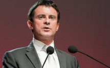 Charges, baisses d'impôts : Manuel Valls fait le grand écart devant les entrepreneurs